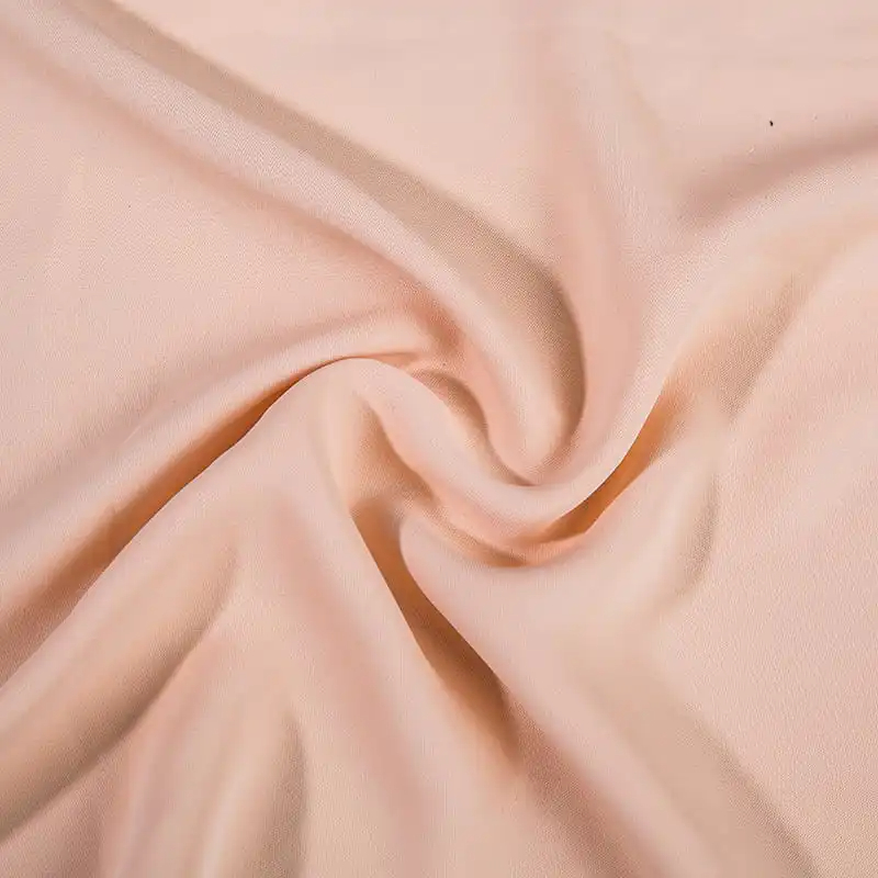 ما هي الخصائص الفريدة واستخدامات نسيج الغزل الملتوي؟